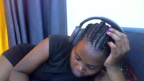 grannylover_ online show from 11.13.25