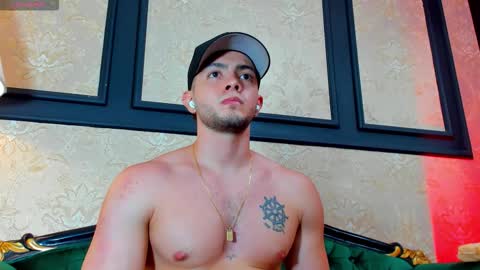 Snapshot of grantblake chatting on 02.01.26 Grant online show from 02.01.26