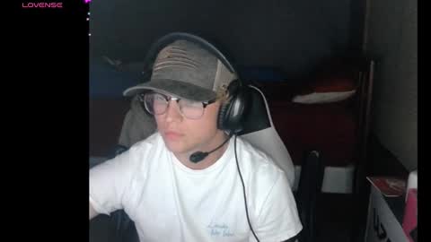 Snapshot of granter21 chatting on 09.27.25 granter21 online show from 09.27.25