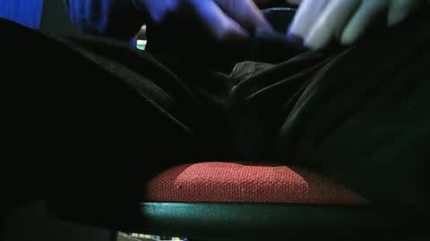 Snapshot of grapefruit chatting on 12.02.25 grapefruit online show from 12.02.25