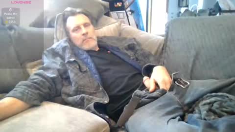 Gray lone wolf online show from 01.14.26