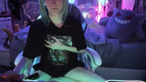 GreenEyedLovexo online show from 11.07.25