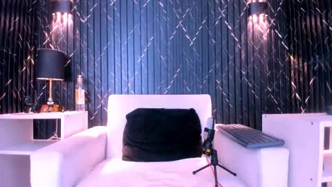 GregorySforza online show from 02.19.26