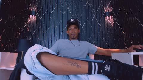 GregorySforza online show from 04.13.26