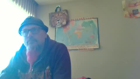 Snapshot of gregrev chatting on 06.13.26 gregrev online show from 06.13.26