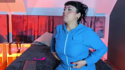 Snapshot of gretel_lenis chatting on 01.08.26 Gretel online show from 01.08.26