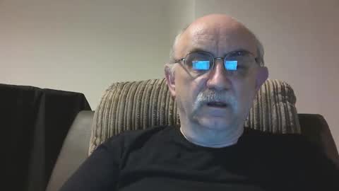 Snapshot of grey_dom chatting on 10.15.25 Master Sir online show from 10.15.25