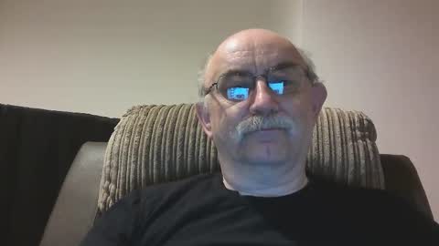 Snapshot of grey_dom chatting on 10.25.25 Master Sir online show from 10.25.25