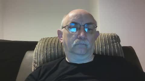 Snapshot of grey_dom chatting on 11.23.25 Master Sir online show from 11.23.25