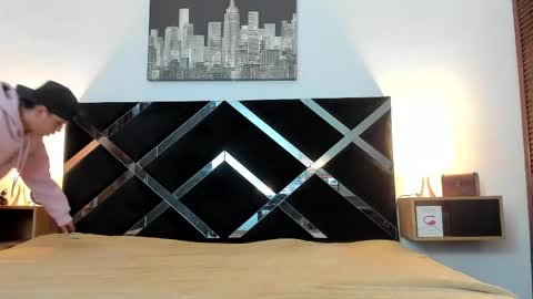 Snapshot of grey_noa22 chatting on 04.13.26 Benjamin online show from 04.13.26