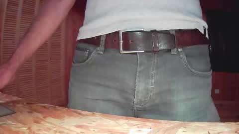 Snapshot of grimbergen123 chatting on 09.11.25 Grim online show from 09.11.25