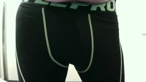 Snapshot of growerandrunner chatting on 11.21.25 growerandrunner online show from 11.21.25