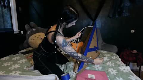 grumpytwo online show from 10.13.25