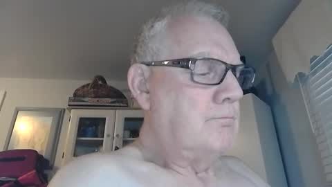 Horny Daddy online show from 10.28.25