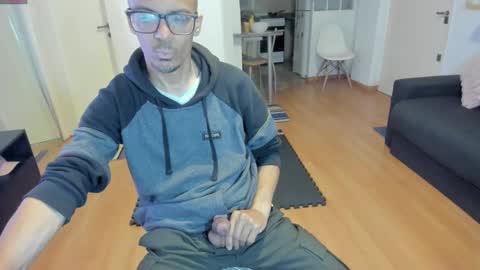 Snapshot of guachin_new chatting on 09.27.25 guachin_new online show from 09.27.25