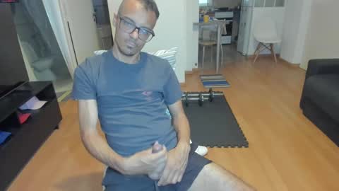 Snapshot of guachin_new chatting on 10.09.25 guachin_new online show from 10.09.25