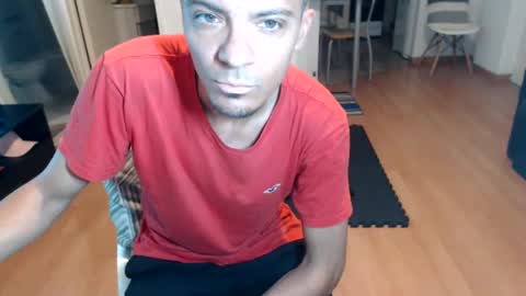 Snapshot of guachin_new chatting on 11.02.25 guachin_new online show from 11.02.25