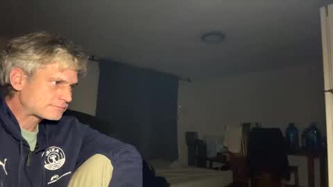 guardiannif_ online show from 02.20.25