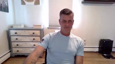 gudguy2025 online show from 04.17.26