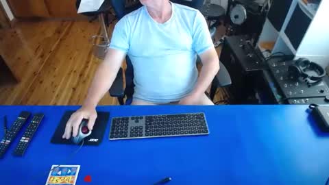 guesswhatigot2 online show from 01.16.25