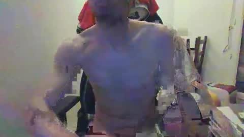 Snapshot of guil67728799 chatting on 02.14.25 guil67728799 online show from 02.14.25