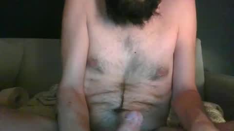 Snapshot of guillaume86 chatting on 02.28.25 guillaume86 online show from 02.28.25