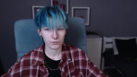 Snapshot of guitarandangell chatting on 10.26.25 guitarandangell online show from 10.26.25