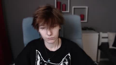 Snapshot of guitarandangell chatting on 11.29.25 guitarandangell online show from 11.29.25