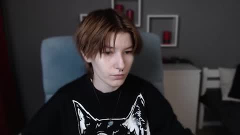 Snapshot of guitarandangell chatting on 12.03.25 guitarandangell online show from 12.03.25