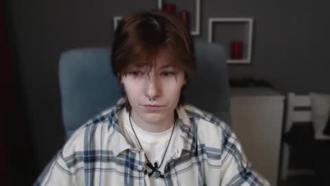 Snapshot of guitarandangell chatting on 12.04.25 guitarandangell online show from 12.04.25