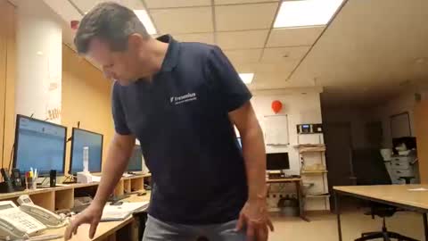 Snapshot of guschidick chatting on 11.22.25 guschidick online show from 11.22.25