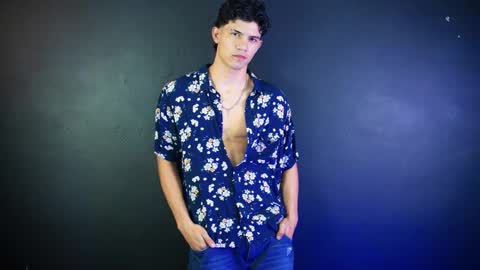 Snapshot of guts_x chatting on 11.26.25 Guts online show from 11.26.25