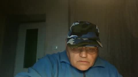 guyboy73 online show from 10.07.25