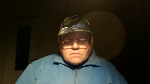 guyboy73 online show from 10.12.25