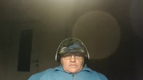 guyboy73 online show from 10.15.25