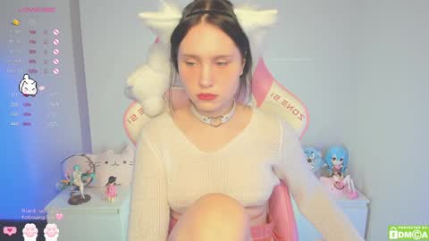 Snapshot of gylaxie chatting on 12.11.24 online show from 12.11.24
