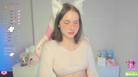 Snapshot of gylaxie chatting on 12.19.24 online show from 12.19.24