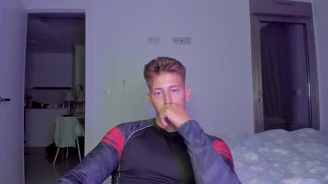 Snapshot of gym_alpha chatting on 12.15.25 Oliver online show from 12.15.25