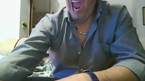 Snapshot of gyrdy chatting on 01.01.25 gyrdy online show from 01.01.25