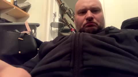 h0rnyd0ggy online show from 12.30.24