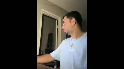 habibi_d online show from 10.21.25