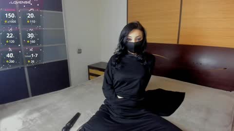 Linda online show from 12.21.24