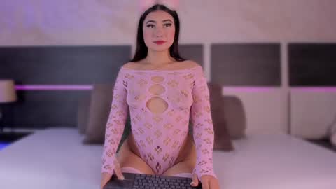 Snapshot of habiy069 chatting on 02.14.25 Habiy online show from 02.14.25