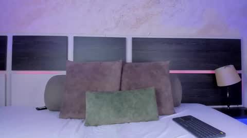 Snapshot of habiy069 chatting on 10.10.25 Habiy online show from 10.10.25