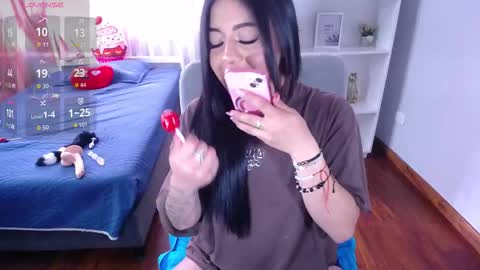 Snapshot of hada_soft chatting on 09.24.25 hada_soft online show from 09.24.25