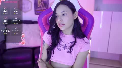 Snapshot of hade_collinss chatting on 01.14.25 Hade online show from 01.14.25