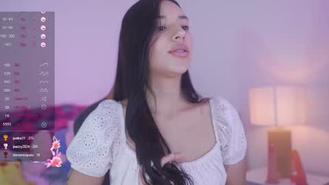 Snapshot of hade_collinss chatting on 01.17.25 Hade online show from 01.17.25