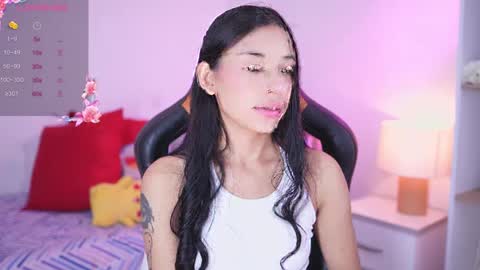 Snapshot of hade_collinss chatting on 03.06.25 Hade online show from 03.06.25