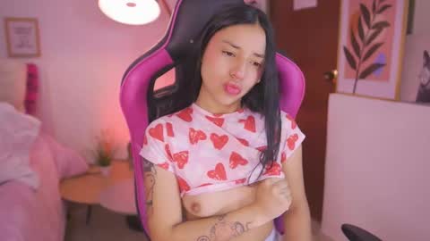 Hade online show from 10.25.25