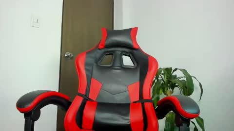 hades_horny_ online show from 04.09.26